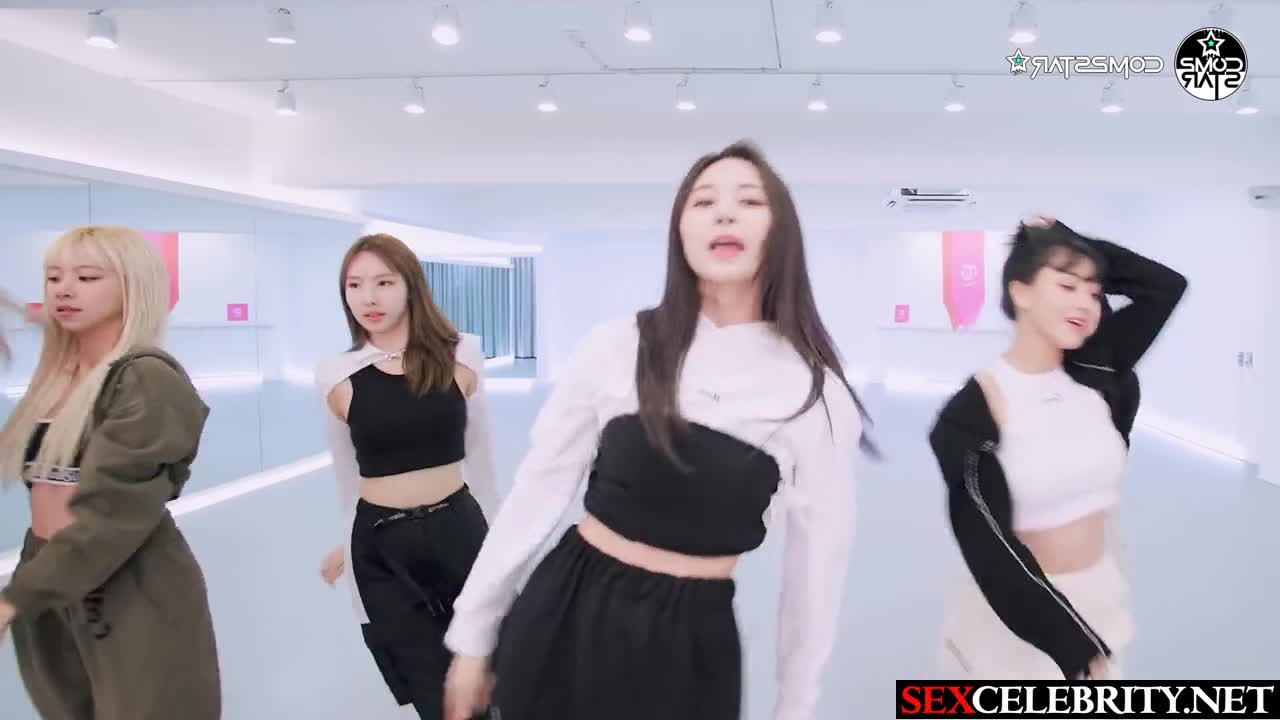 Pmv ai scenes with whores from TWICE (트와이스 진짜 가짜) fuck after dances - DeepFakesCeleb